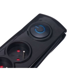 Przedłużacz 1,5m  8 GNIAZD KD4035