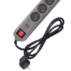 Przedłużacz z  gniazdami USB  1,5m KD4033