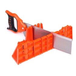 Piła  ze skrzynką uciosową 350mm KD1091