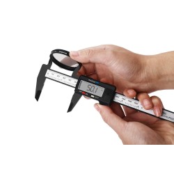 Elektroniczna suwmiarka cyfrowa 0-150mm KD10073