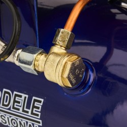 Kompresor Bezolejowy 9L 1200W 155L/MIN KD2127