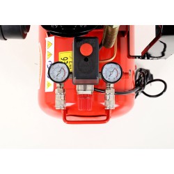 Kompresor olejowy 50L 2,8kW / 8bar 2 Tłoki KD403