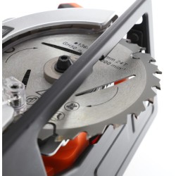 Pilarka ręczna 20V X-SERIES KD1752